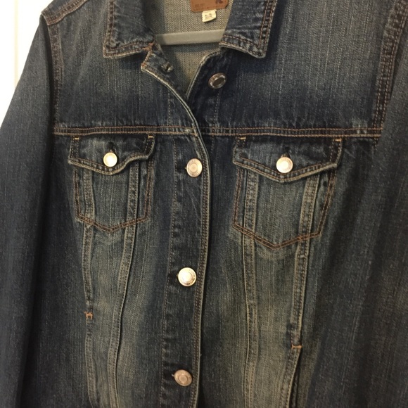 American Eagle Denim Jacket - Picture 2 of 5